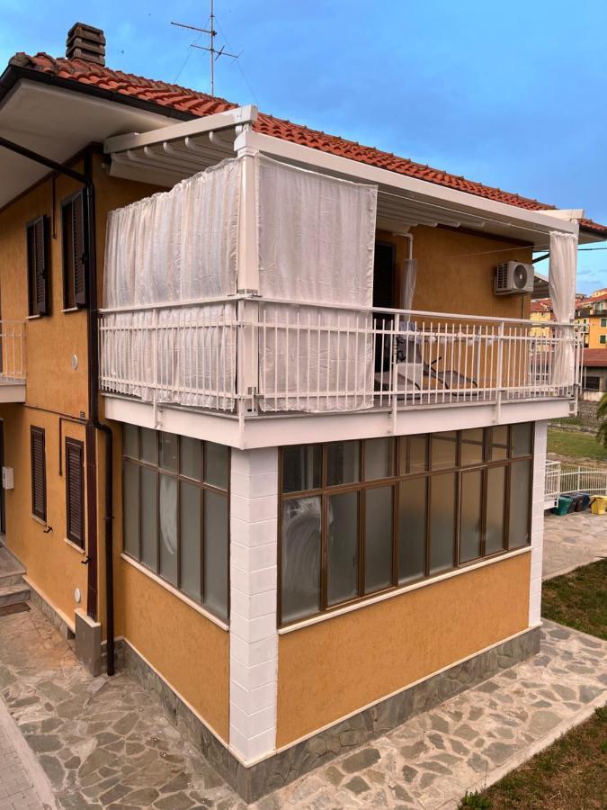 Il Gattino Di Porto - Apt 1 - Monolocale Veranda Piscina Imperia Kültér fotó
